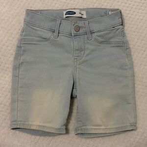 Old Navy Girls Ballerina Bermuda Stretch Denim Shorts, Light Wash
